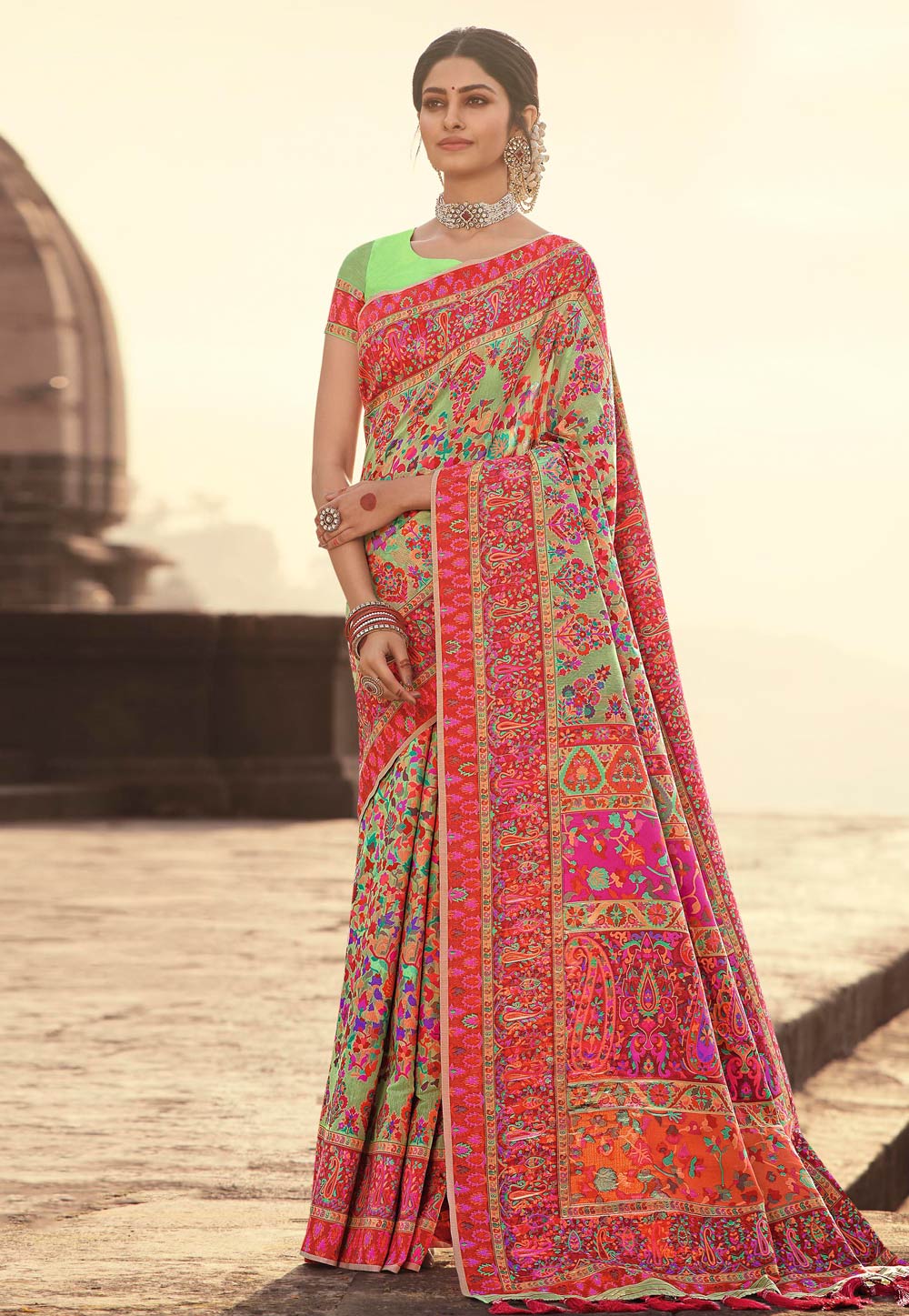 Light Green Banarasi Silk Saree With Blouse 230259