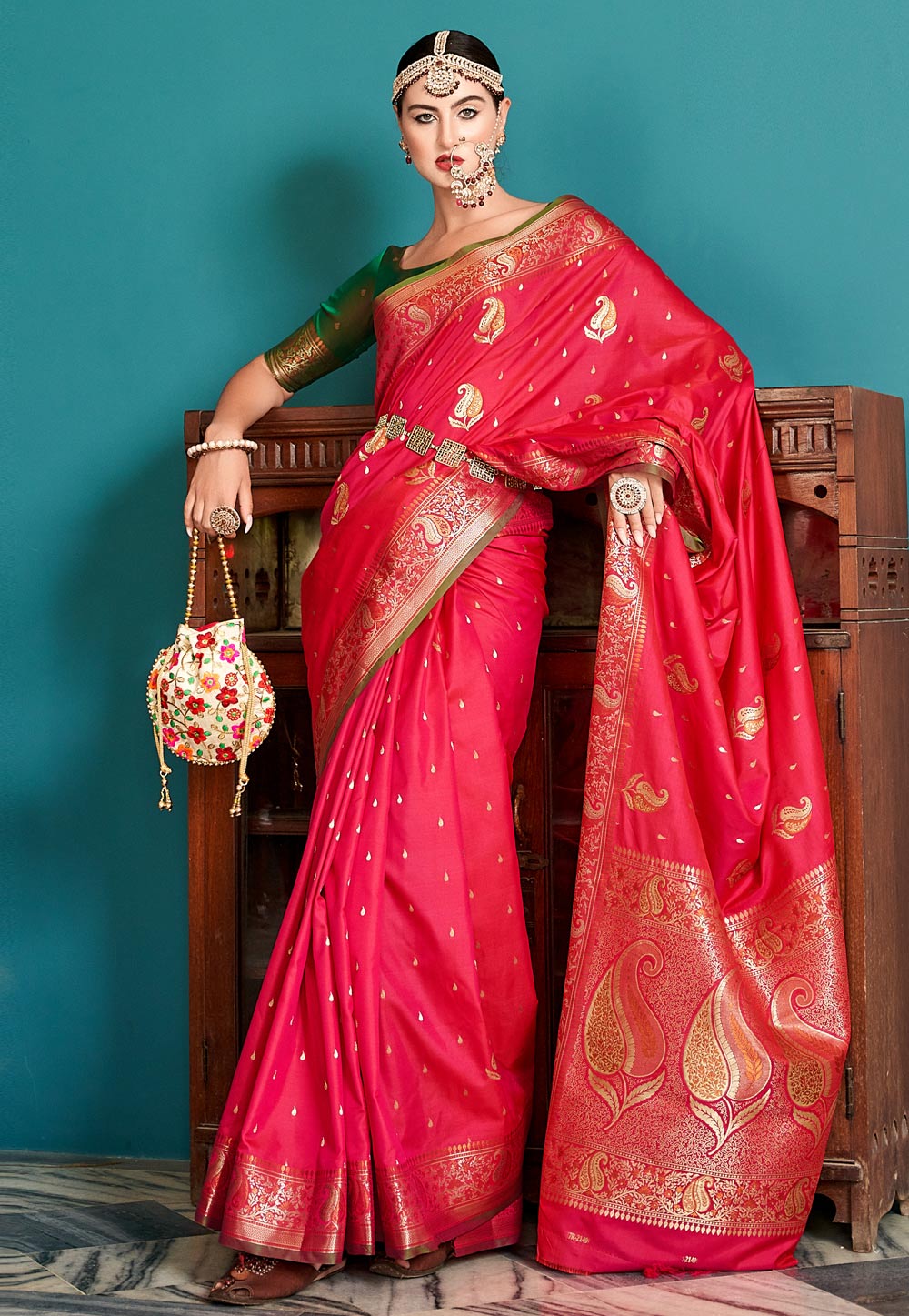 Magenta Silk Saree With Blouse 266969