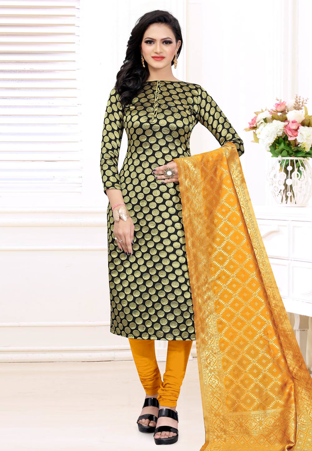 Green Banarasi Silk Churidar Salwar Suit 235483