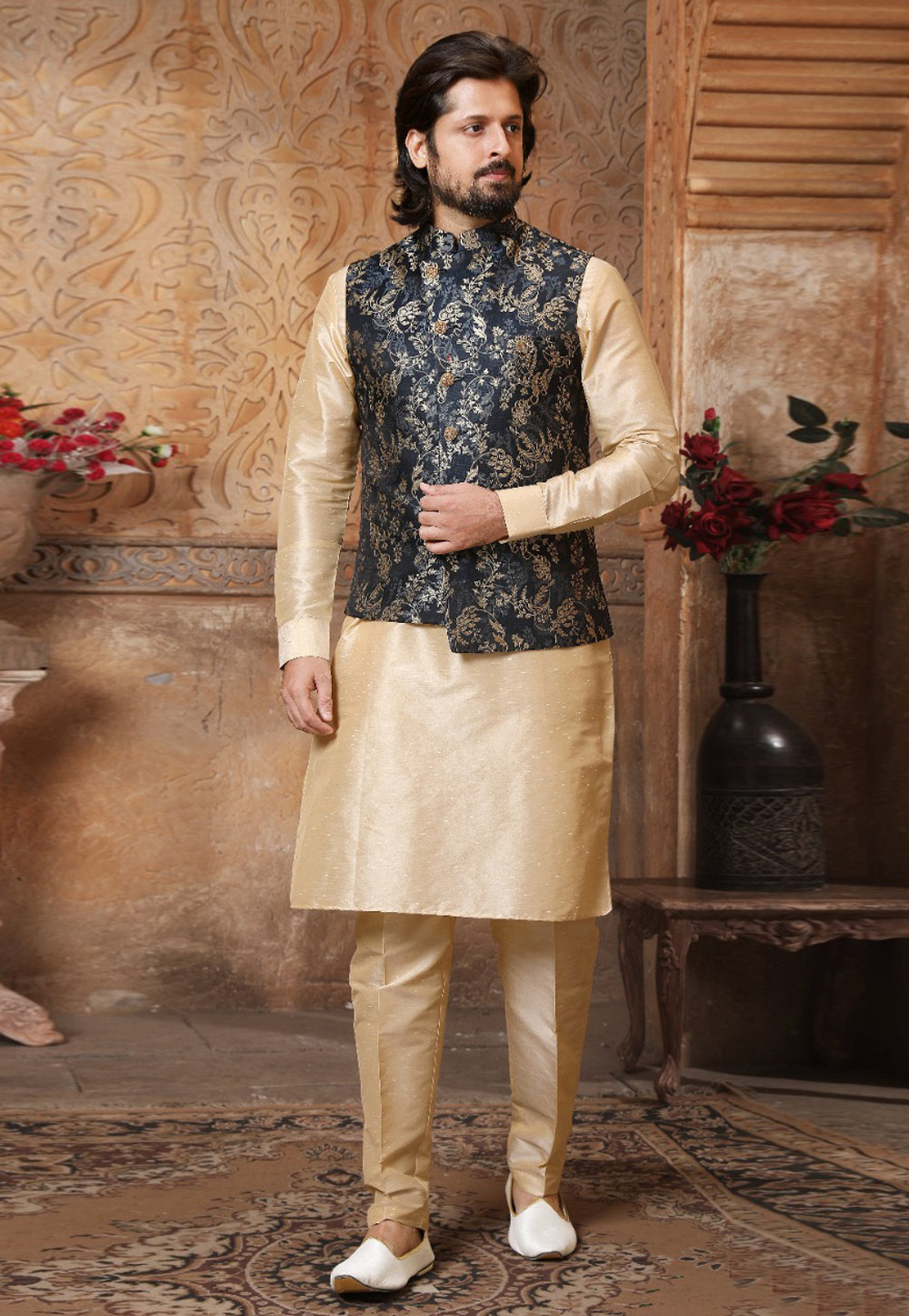 Golden Banarasi Silk Kurta Pajama With Jacket 239694