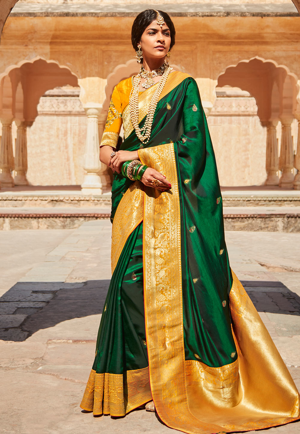 Green Silk Saree With Blouse 242818