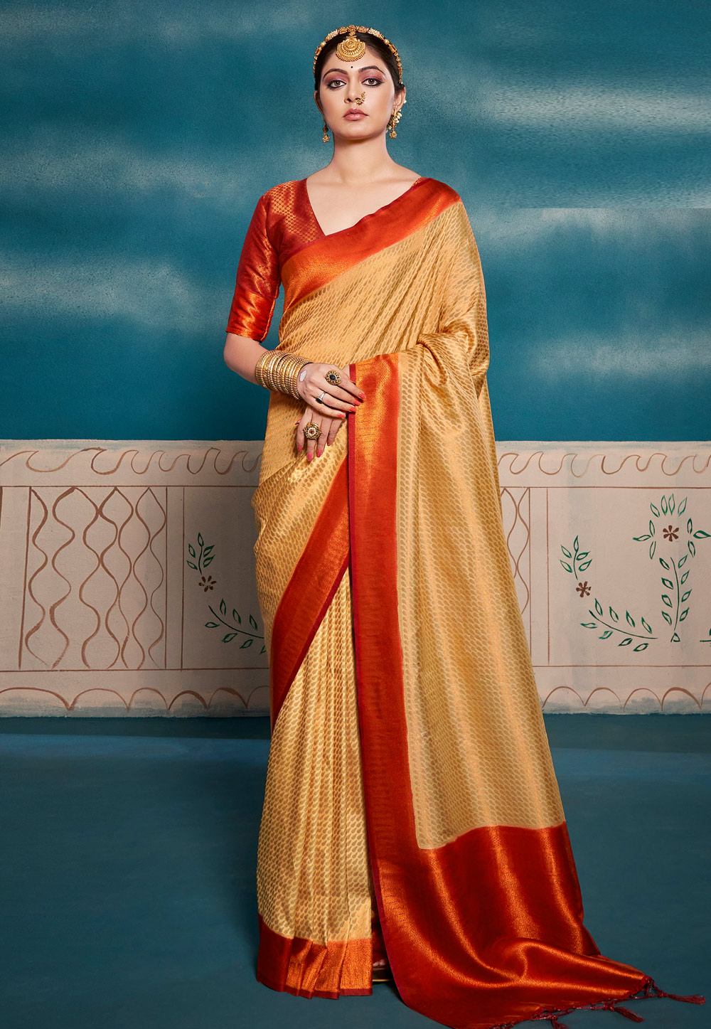 Golden Kanjivaram Silk Saree With Blouse 264903