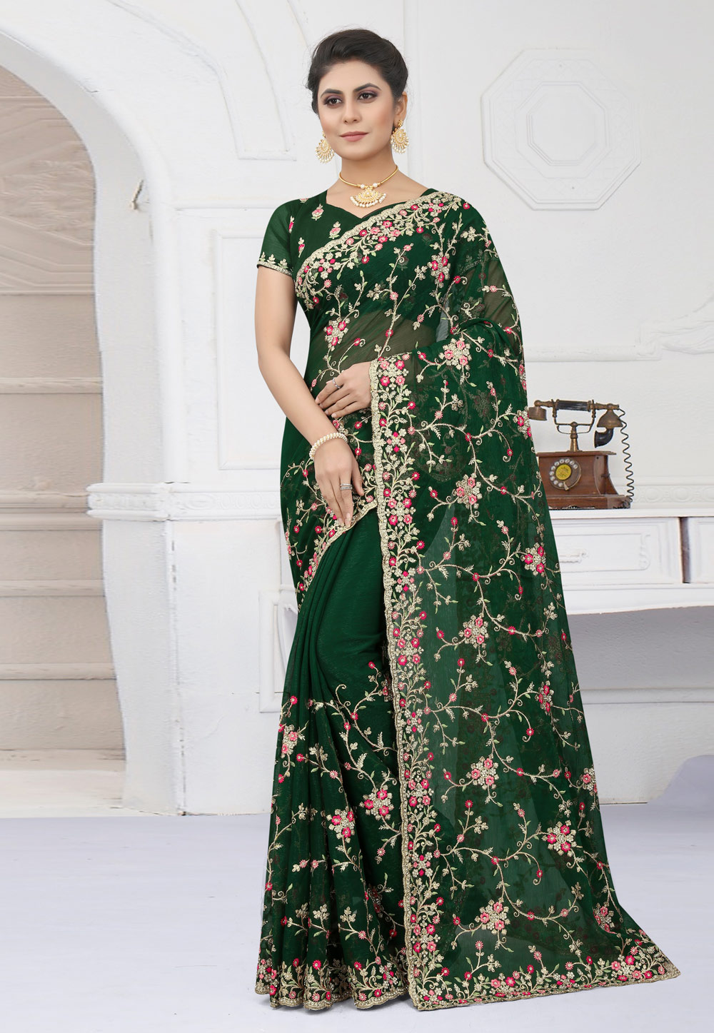 Green Shimmer Saree With Blouse 249717