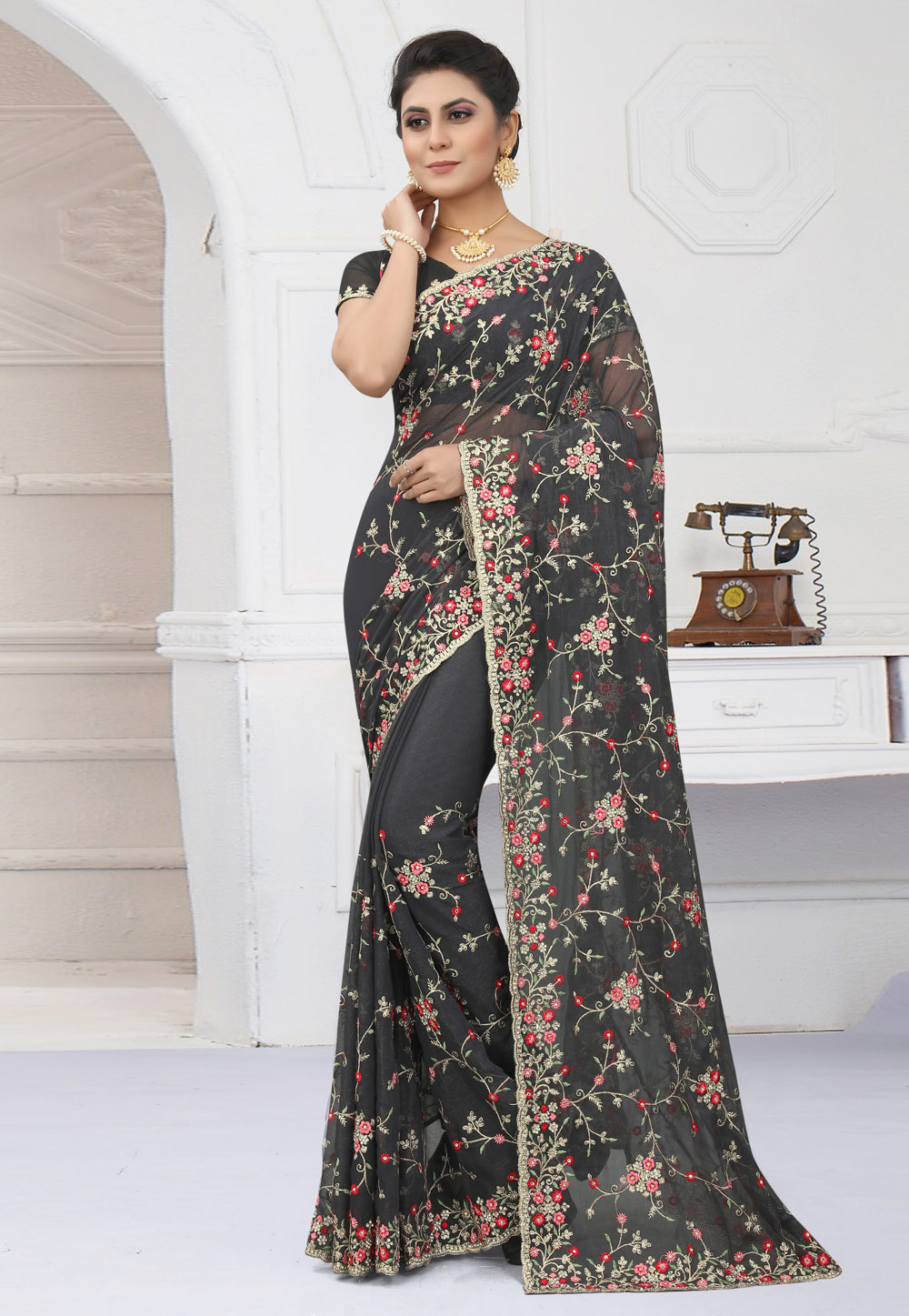 Grey Shimmer Saree With Blouse 249718