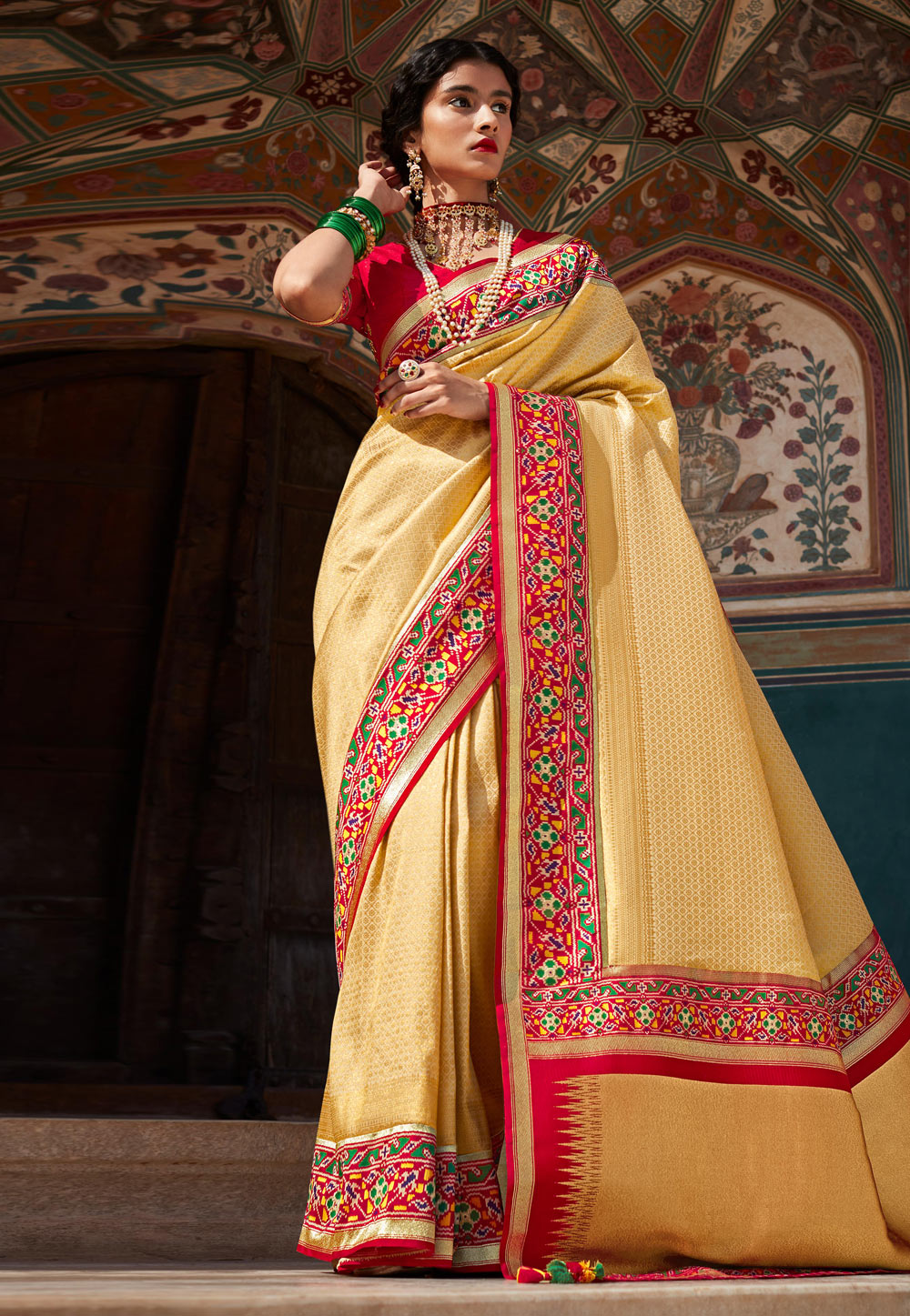Golden Silk Saree With Blouse 248621