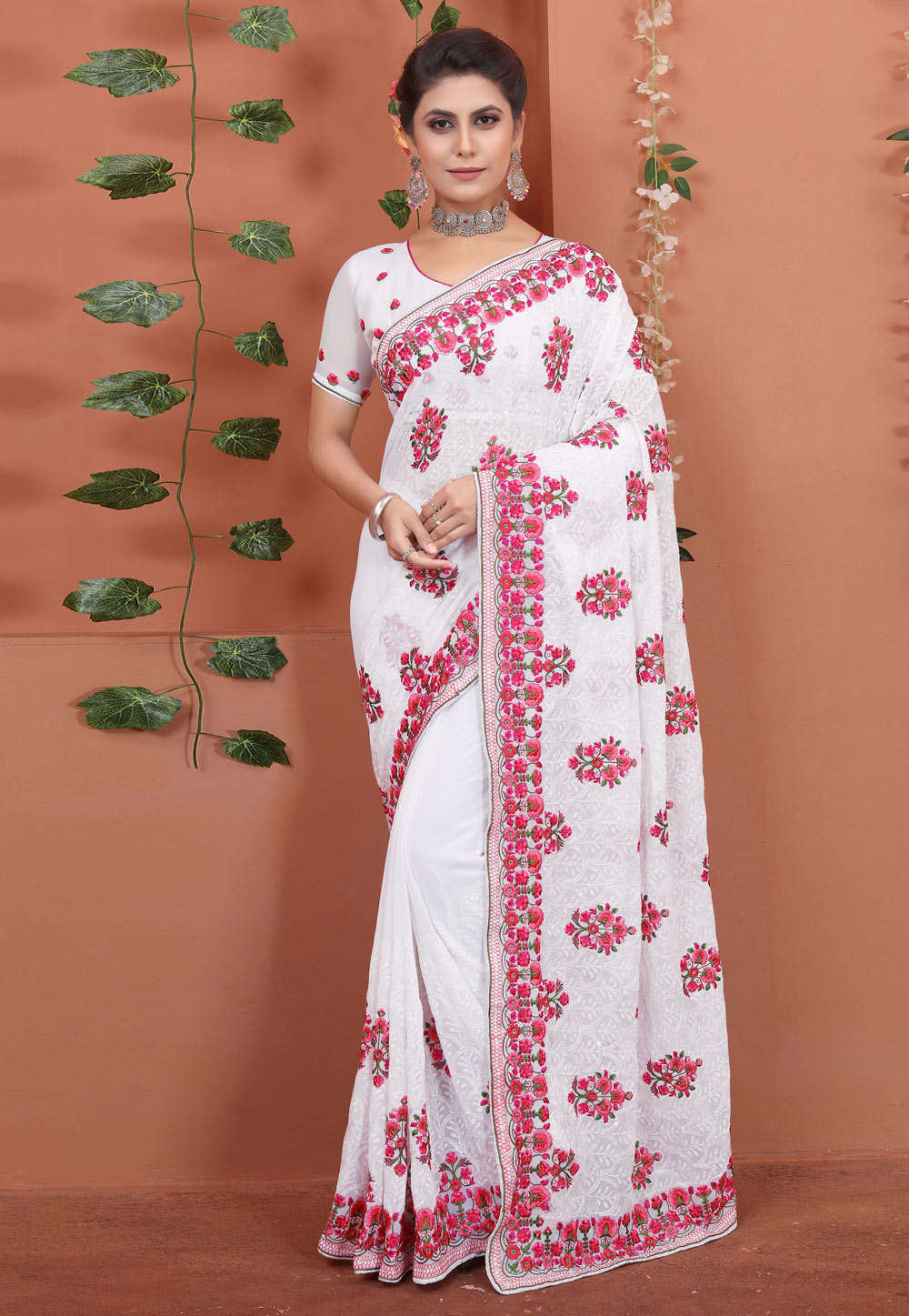 White Georgette Saree With Blouse 249997