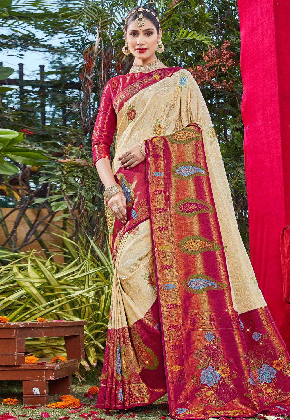 Beige Brocade Saree With Blouse 264845