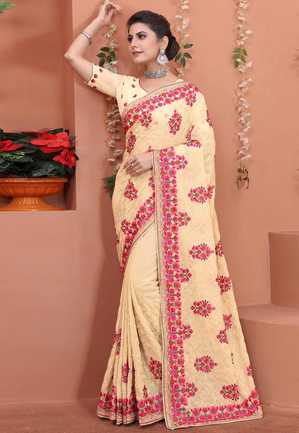Cream Georgette Saree With Blouse 250001