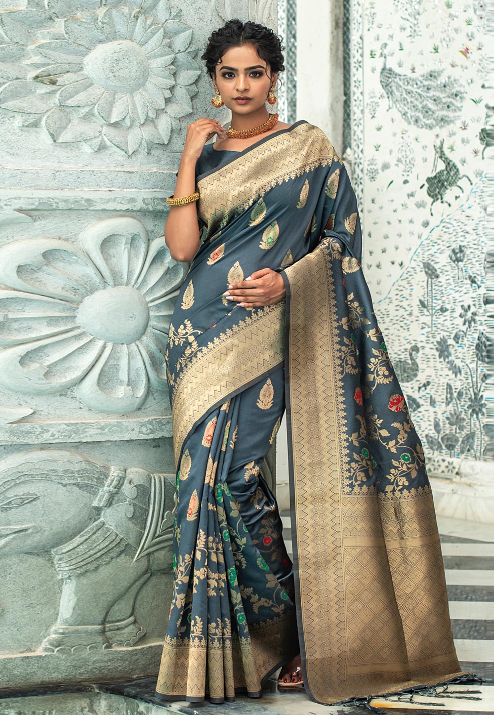 Grey Banarasi Silk Saree With Blouse 237067