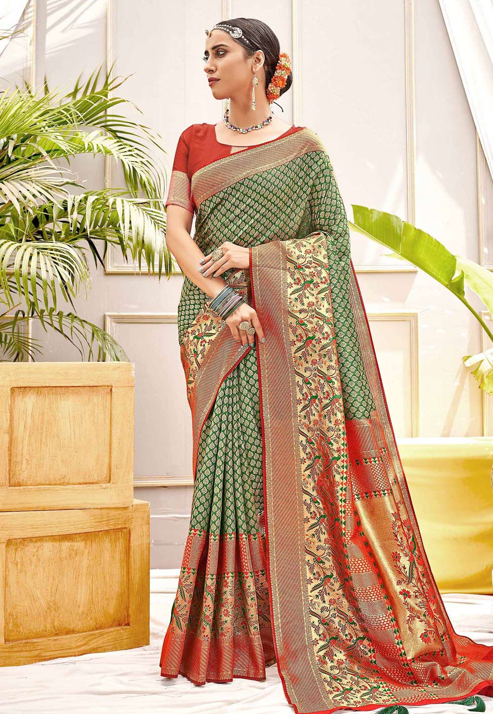 Green Silk Saree With Blouse 244680