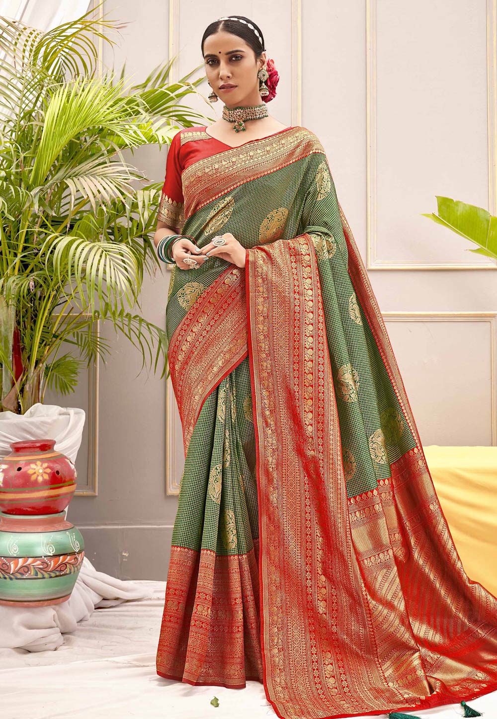 Green Silk Saree With Blouse 244675