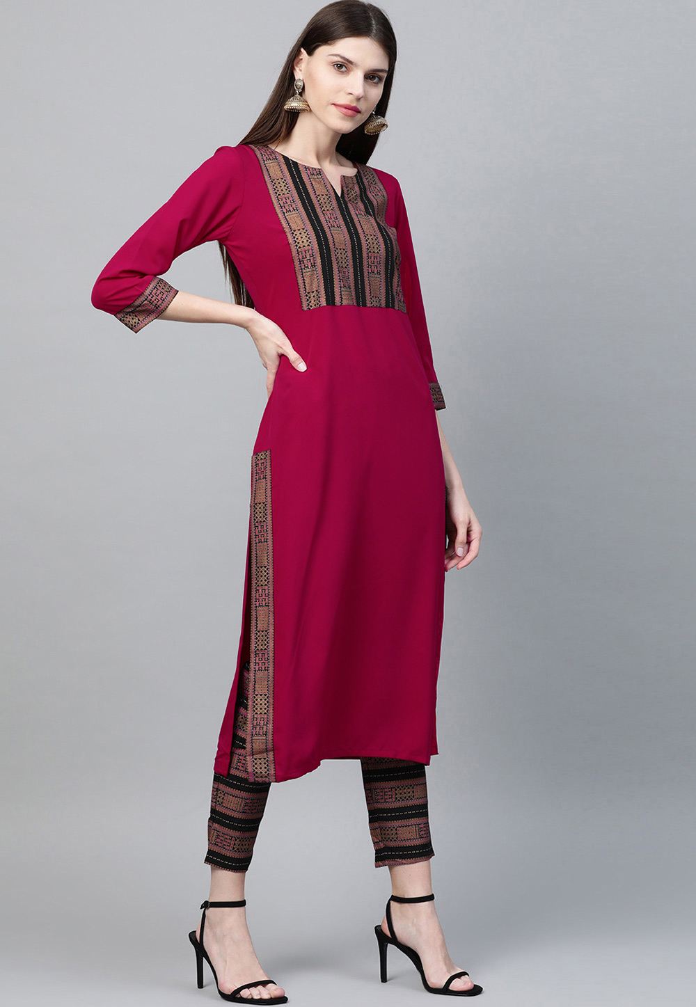 Magenta Crepe Kurta Set With Pant 245254