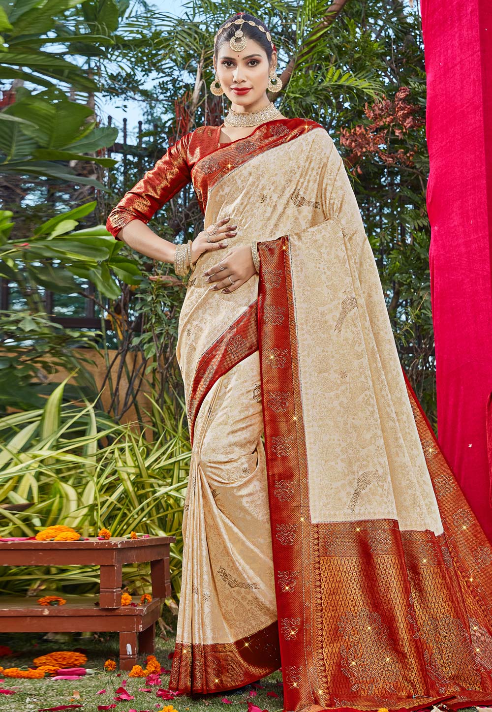 Cream Brocade Saree With Blouse 264853