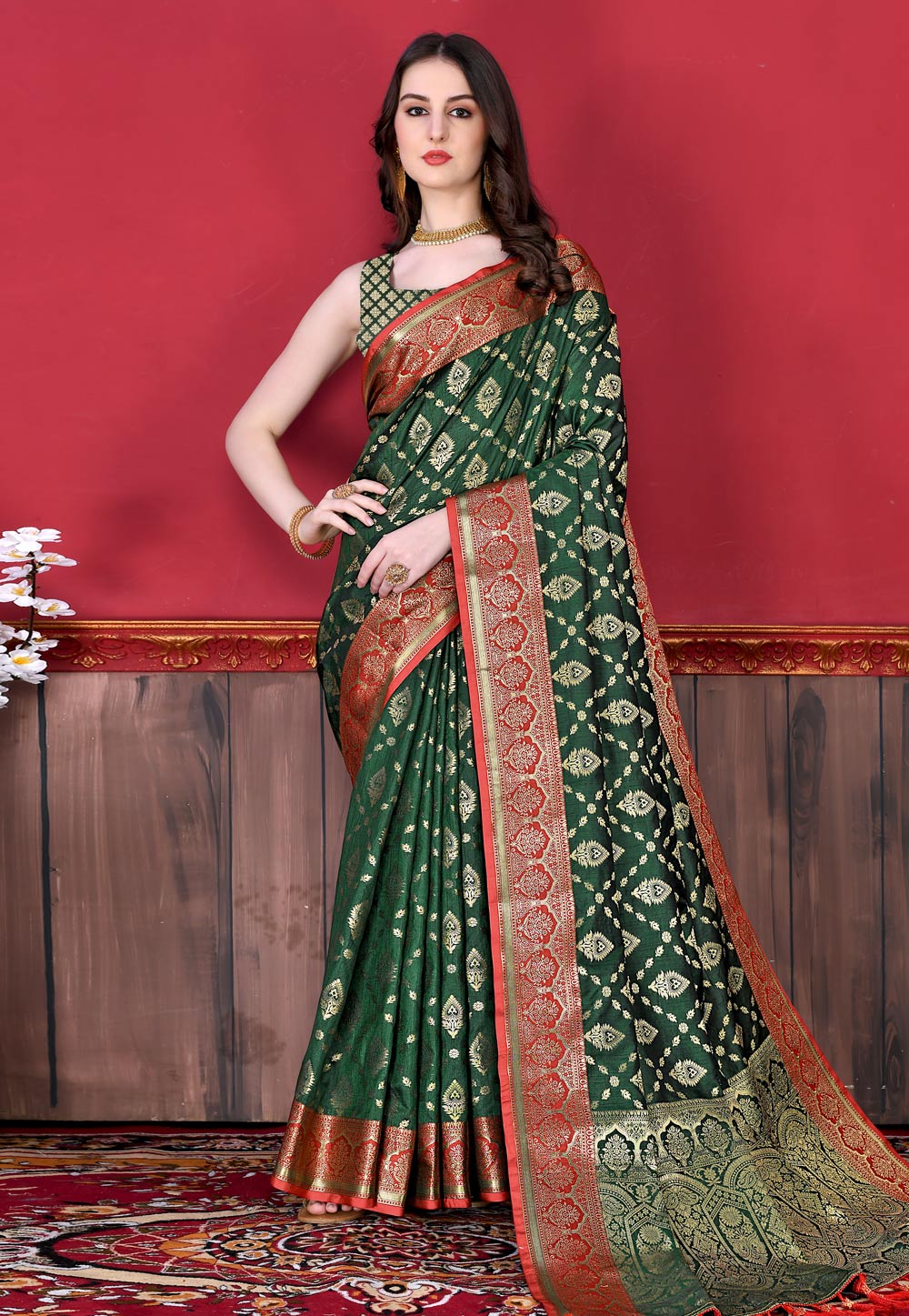 Green Silk Saree With Blouse 258678