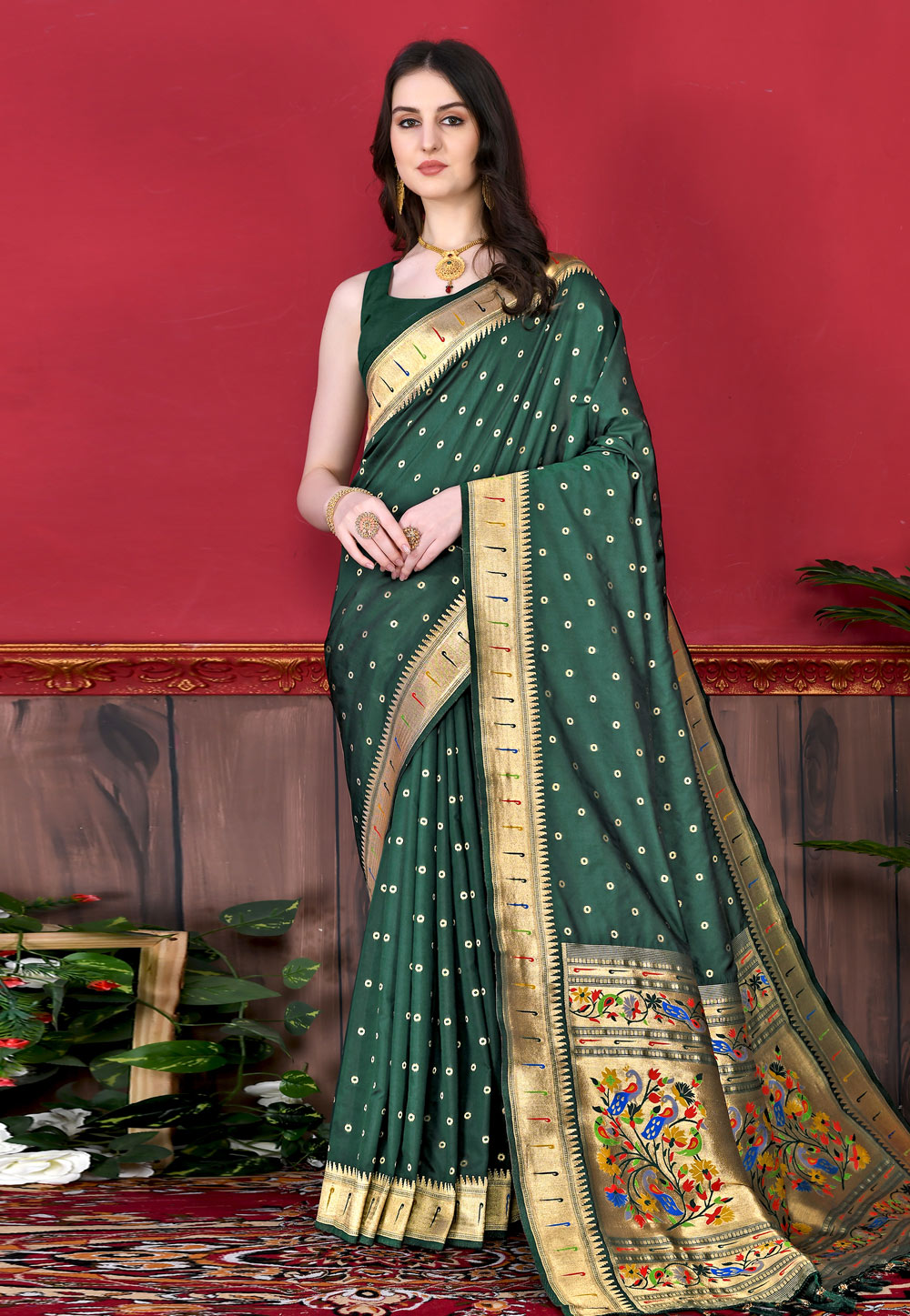 Dark green handwoven paithani silk saree – GoCoop