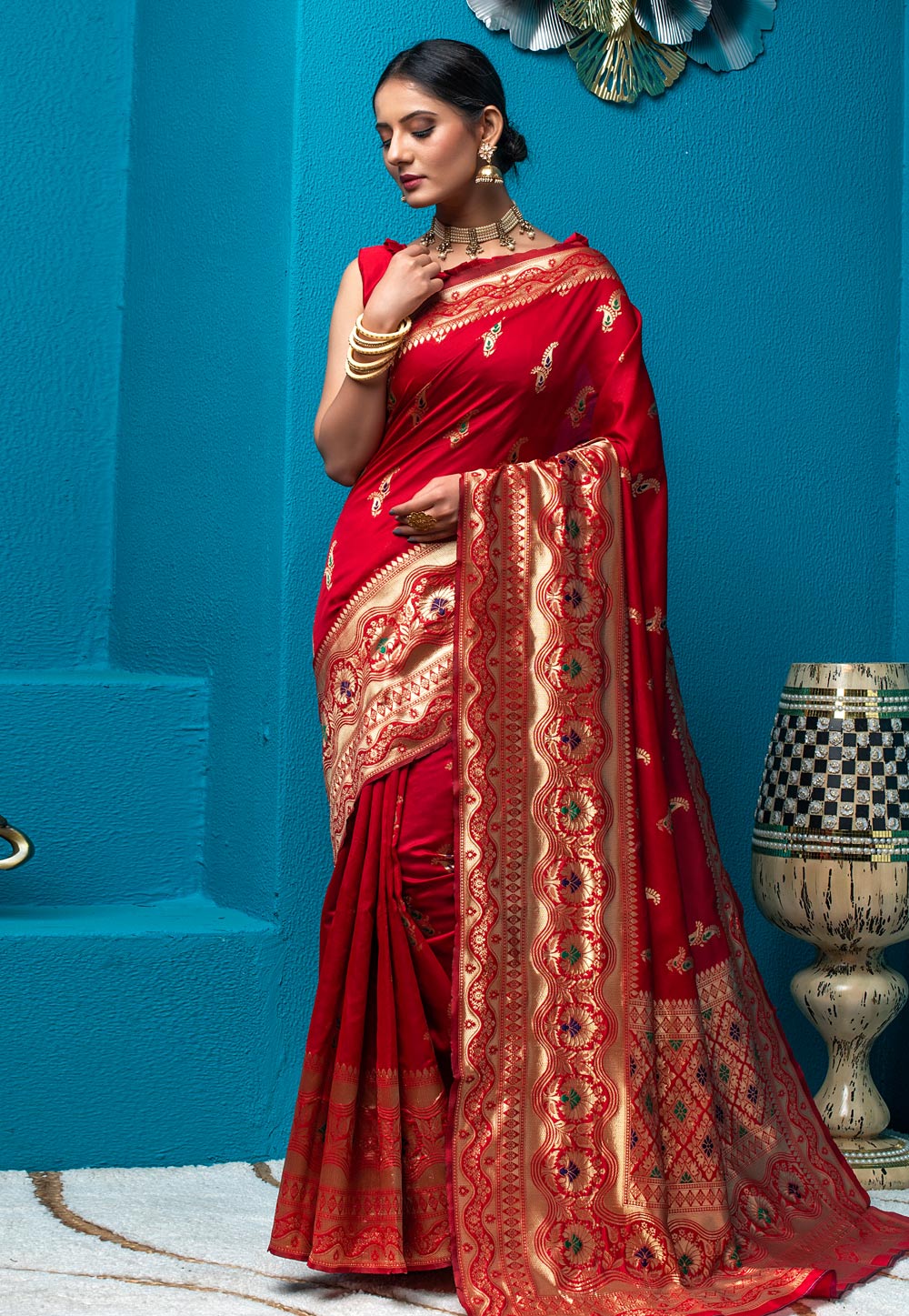 Red Banarasi Silk Saree With Blouse 228346