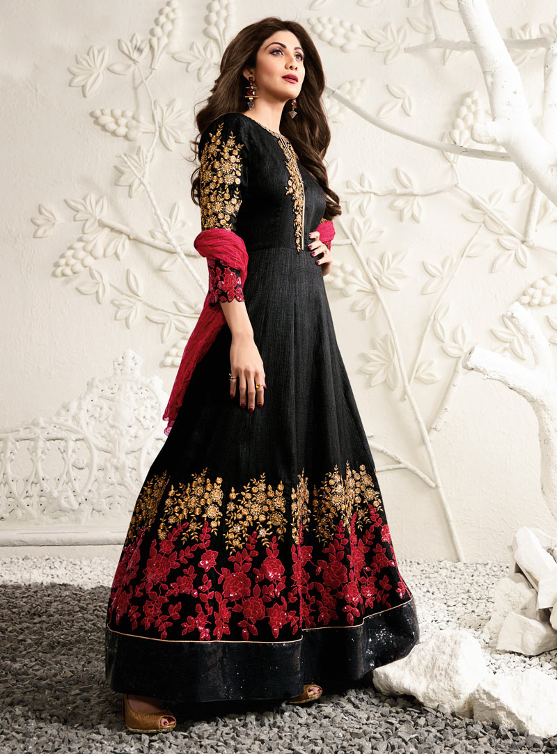 Shilpa Shetty Black Raw Silk Ankle Length Anarkali Suit 88726