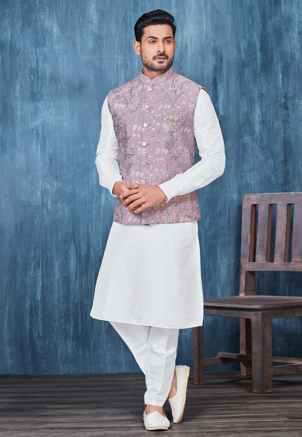 White Banarasi Silk Kurta Pajama With Jacket 276747
