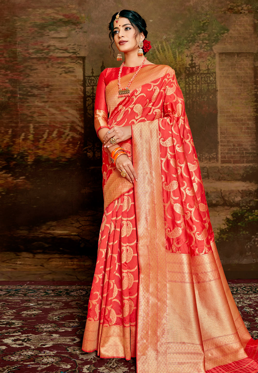 Red Soft Silk Saree With Blouse 245570