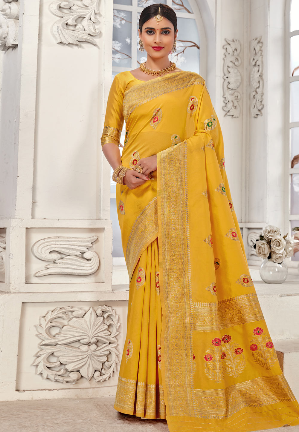 Yellow Banarasi Silk Saree With Blouse 246590