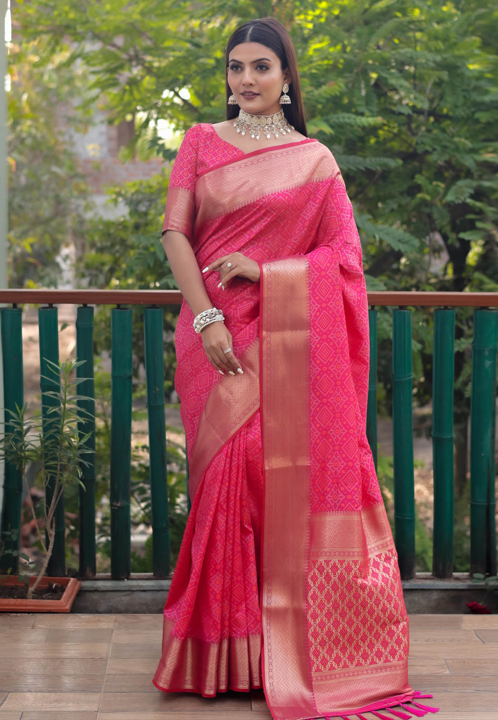 Pink Patola Silk Saree With Blouse 262642