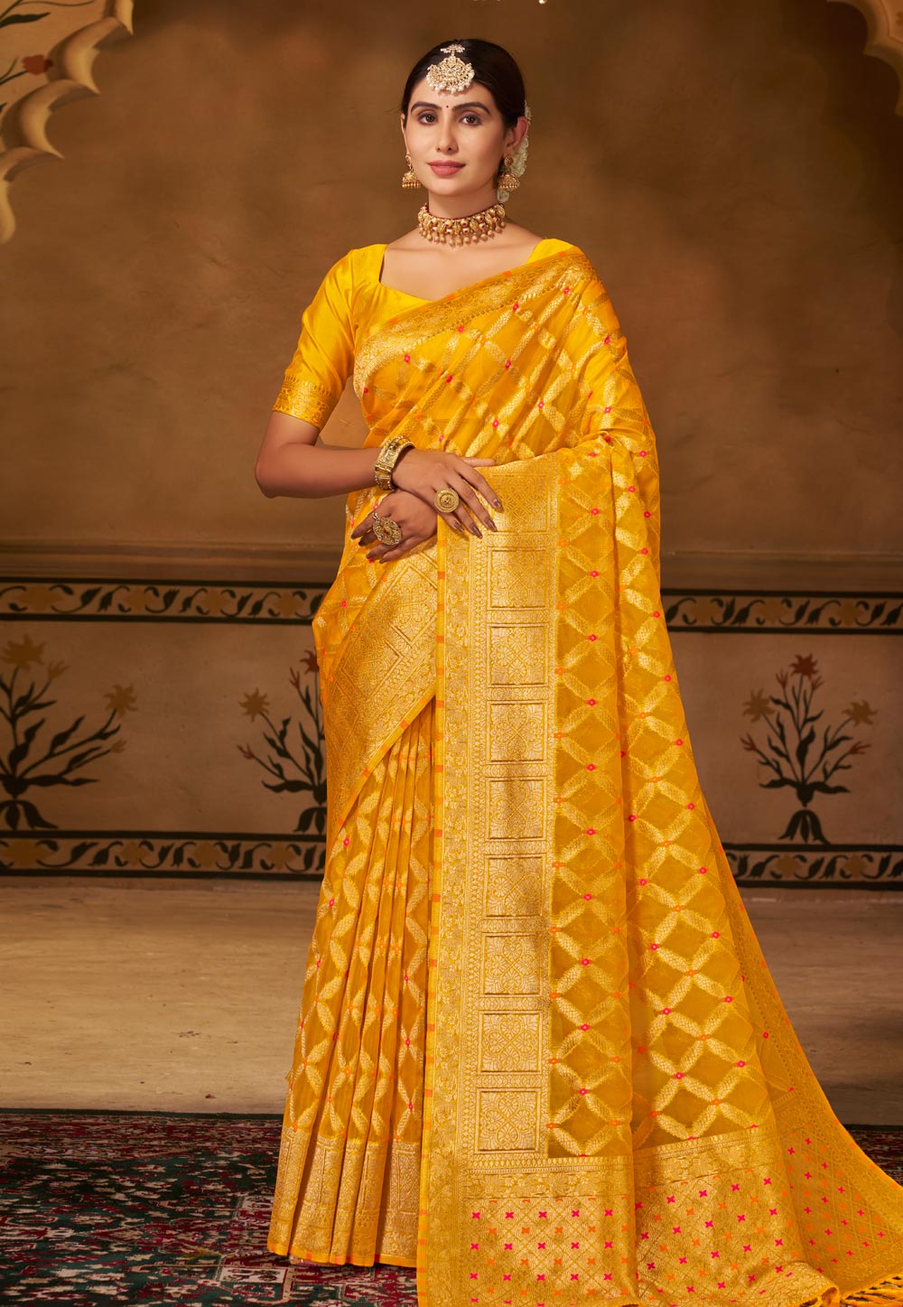 Golden Georgette Saree With Blouse 276839