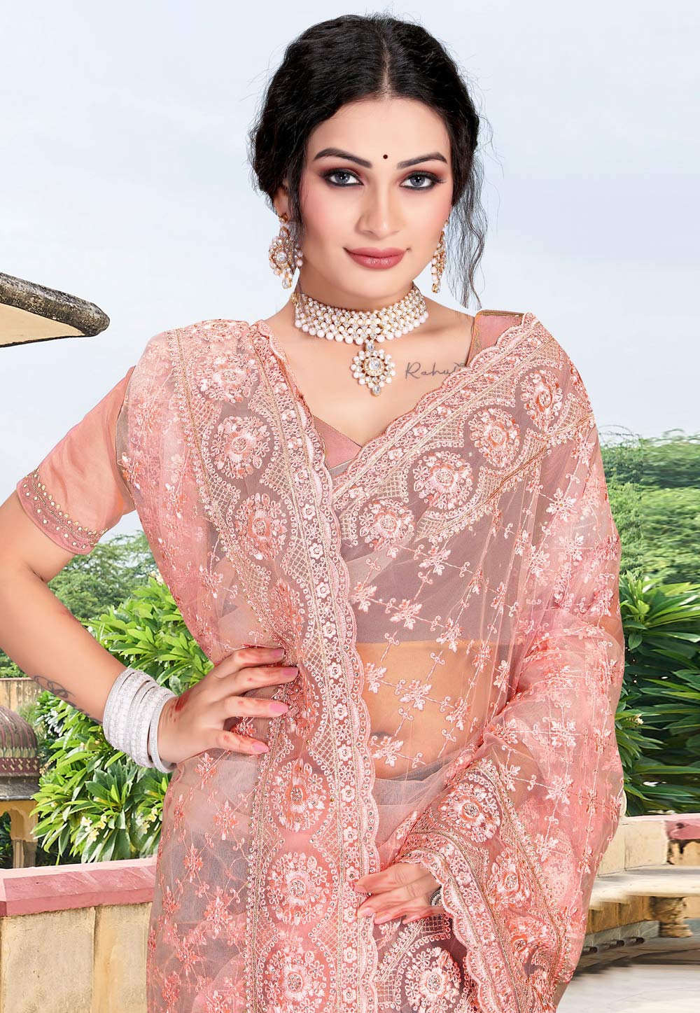 Rent Indian Traditional Dresses for Wedding | Glamourental
