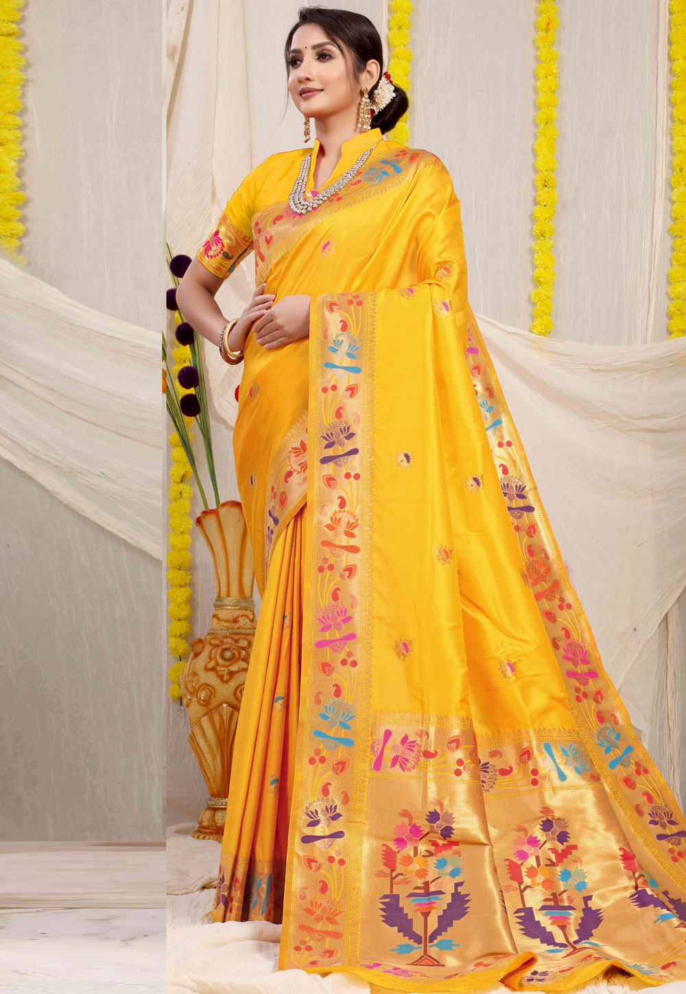 Yellow Banarasi Silk Paithani Saree 268659