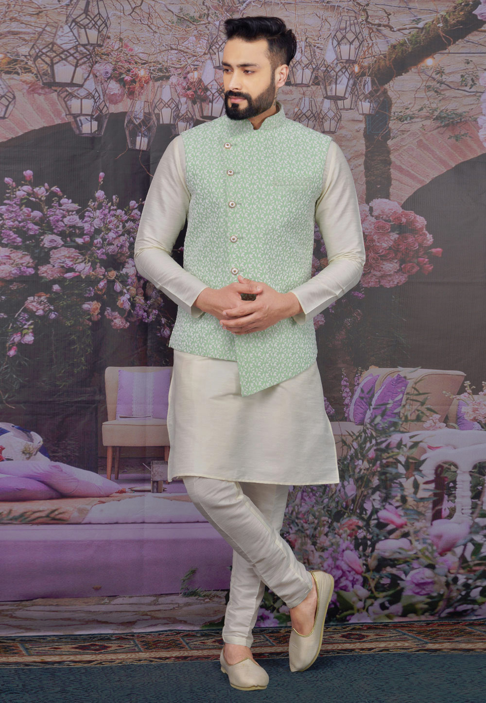 Off White Banarasi Silk Readymade Kurta Pajama With Jacket 212630