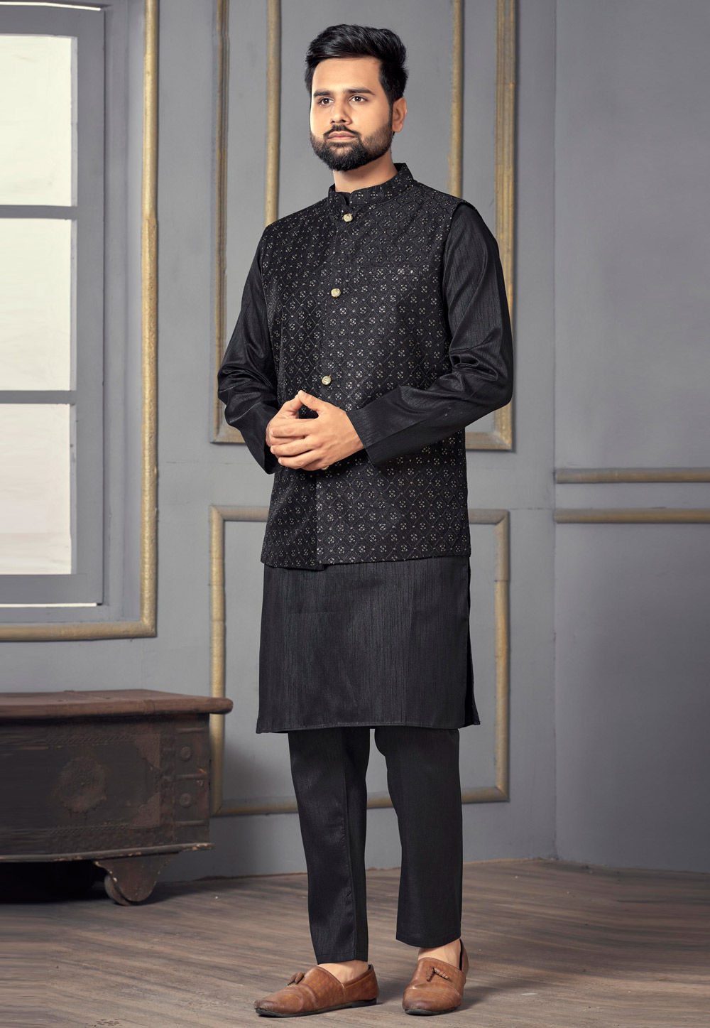 Benstoke Kurta Sets : Buy Benstoke Mens Silk Black Kurta Pajama with  Printed Nehru Jacket (Set of 3) Online | Nykaa Fashion