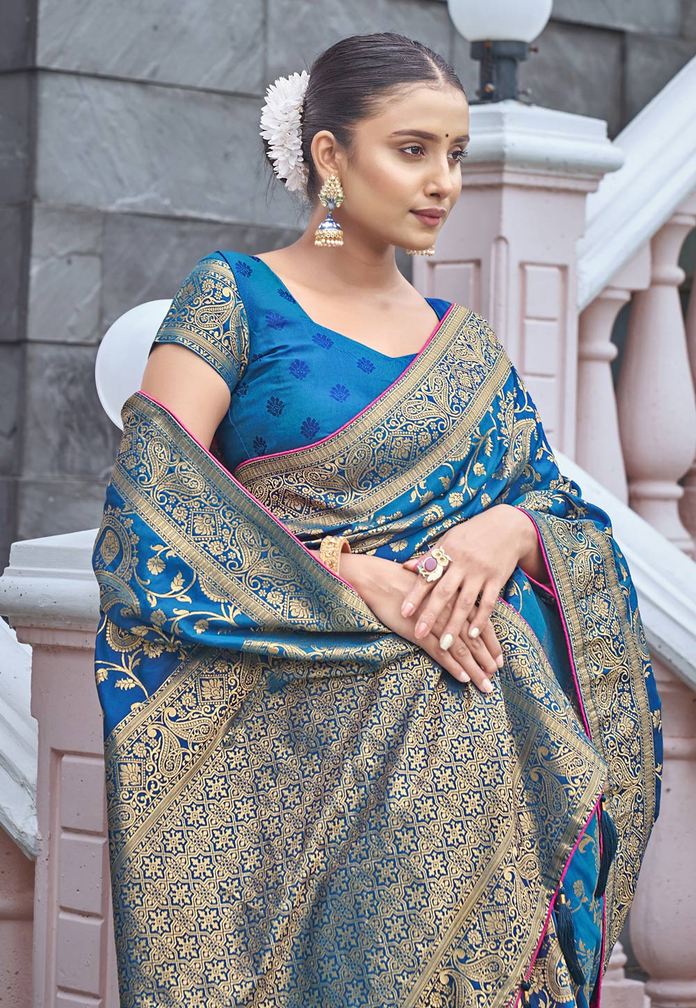 Red woven art silk saree with blouse with belt