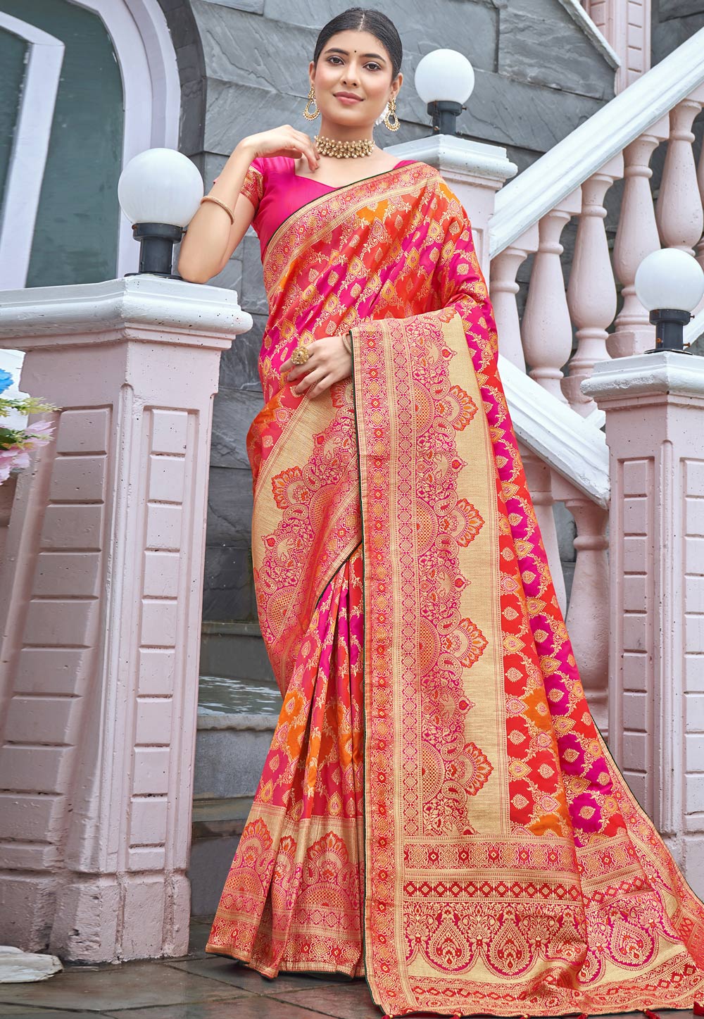 Magenta Banarasi Silk Saree With Blouse 249549