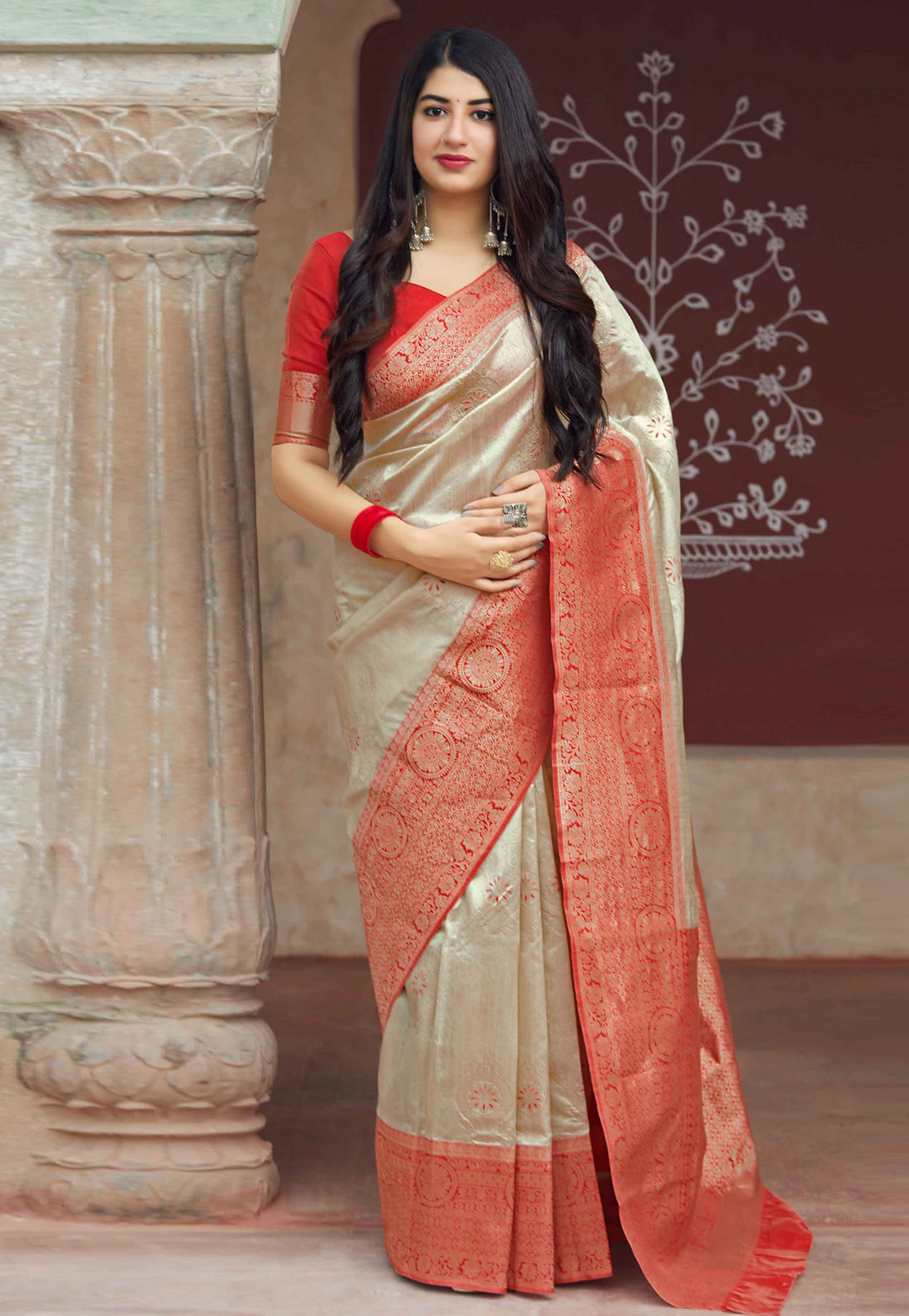 Beige Banarasi Silk Saree With Blouse 184101