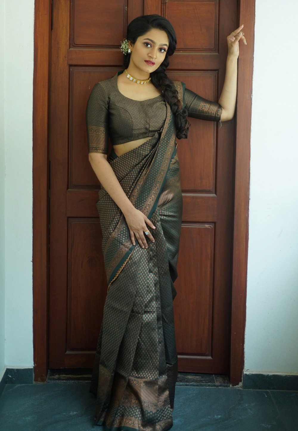 Green Banarasi Silk Saree With Blouse 276060