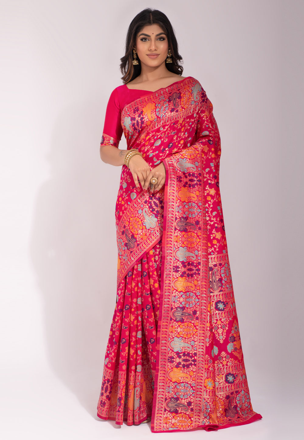 Magenta Banarasi Silk Saree With Blouse 266028