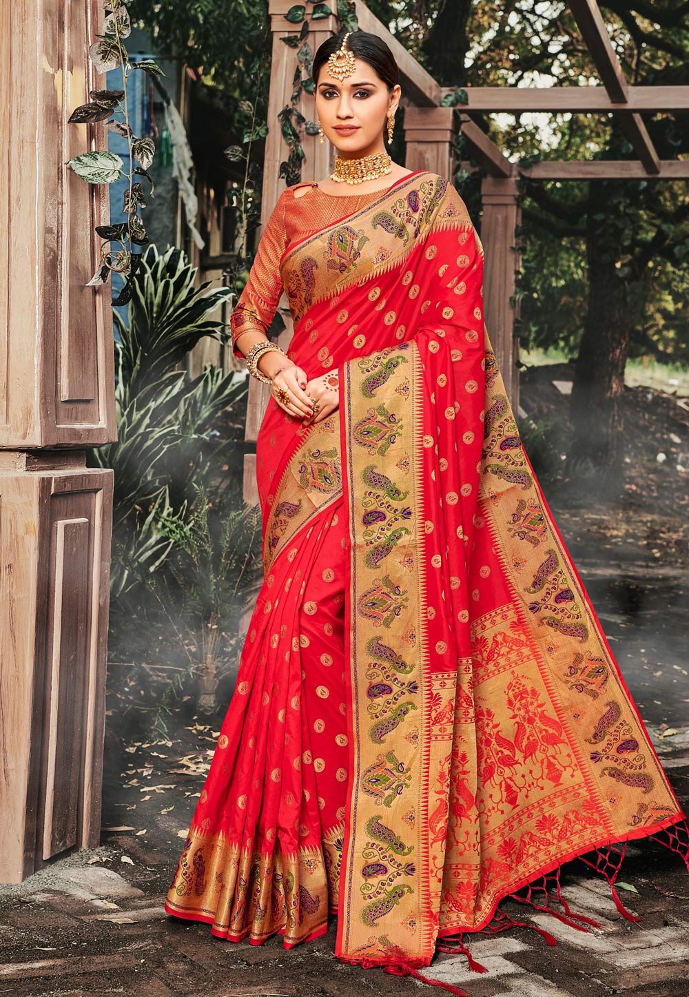 Shaded Red Banarasi Silk Festival Wear Saree 200878
