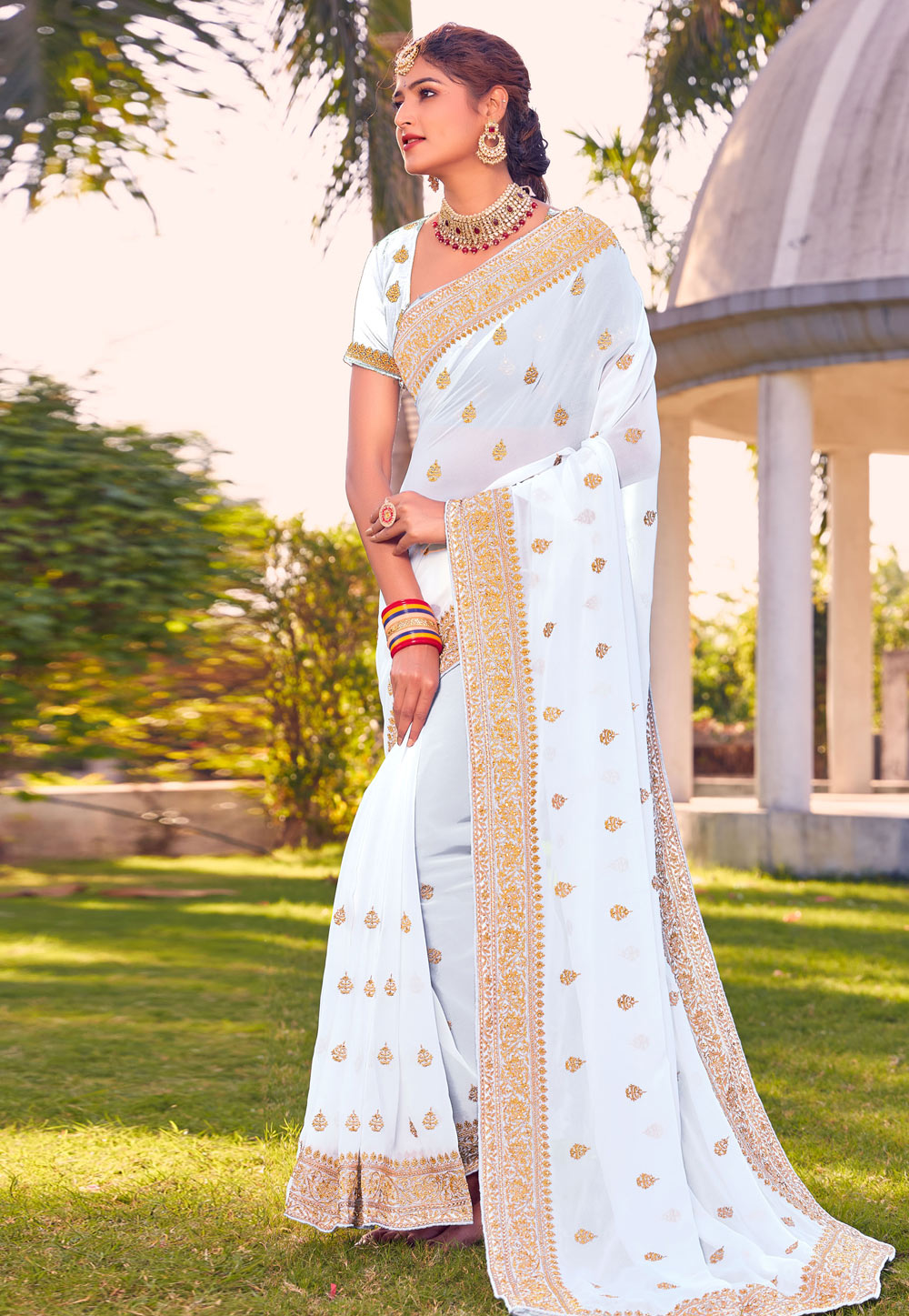 White Georgette Saree With Blouse 259755