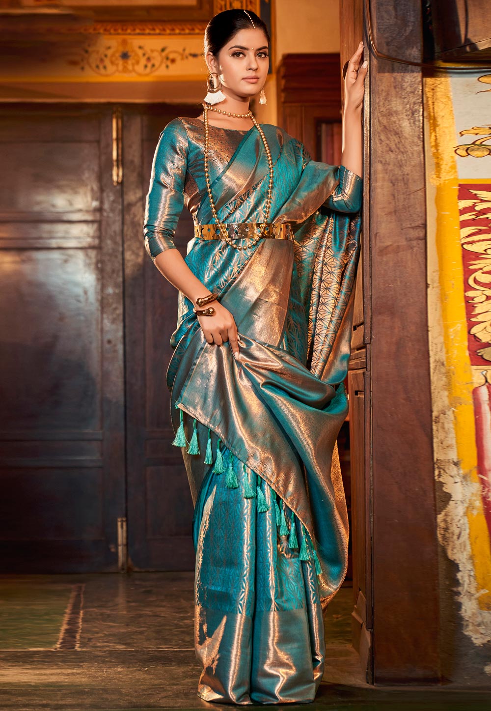 Turquoise Silk Saree With Blouse 256557