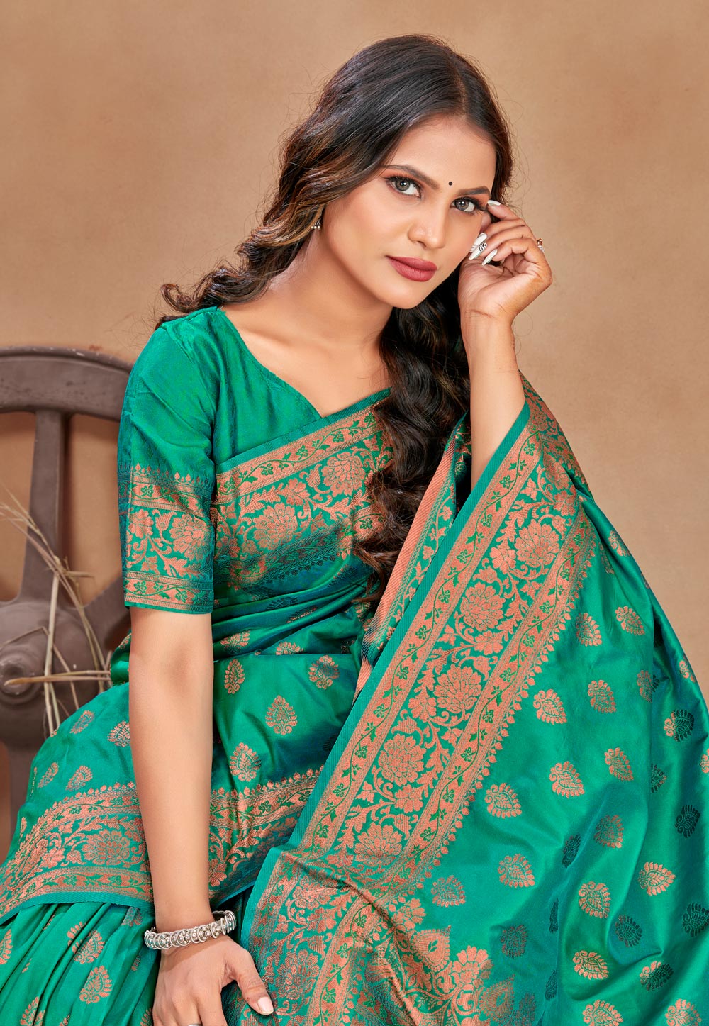 Sea green woven silk saree with blouse - Lilots - 4124006