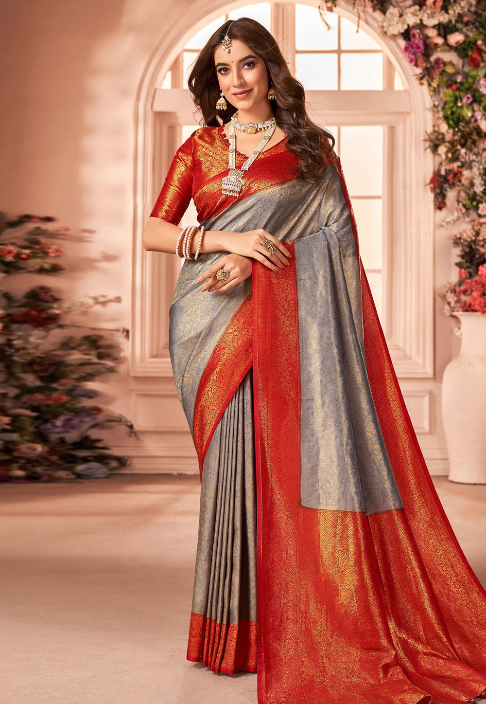 Grey Silk Saree With Blouse 271237