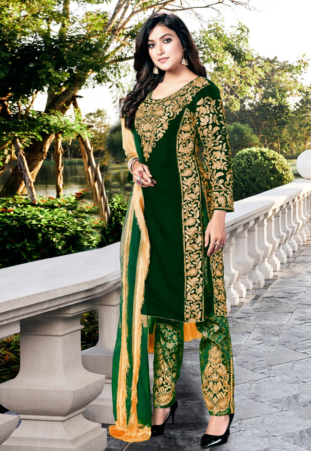 Green Velvet Embroidered Kameez With Pant 216149