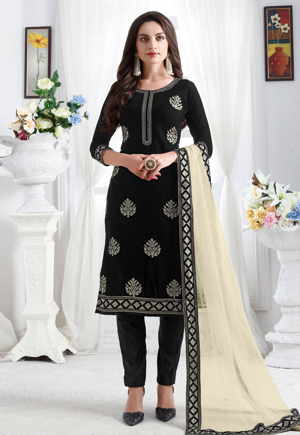 Black Velvet Pakistani Style Suit 190242