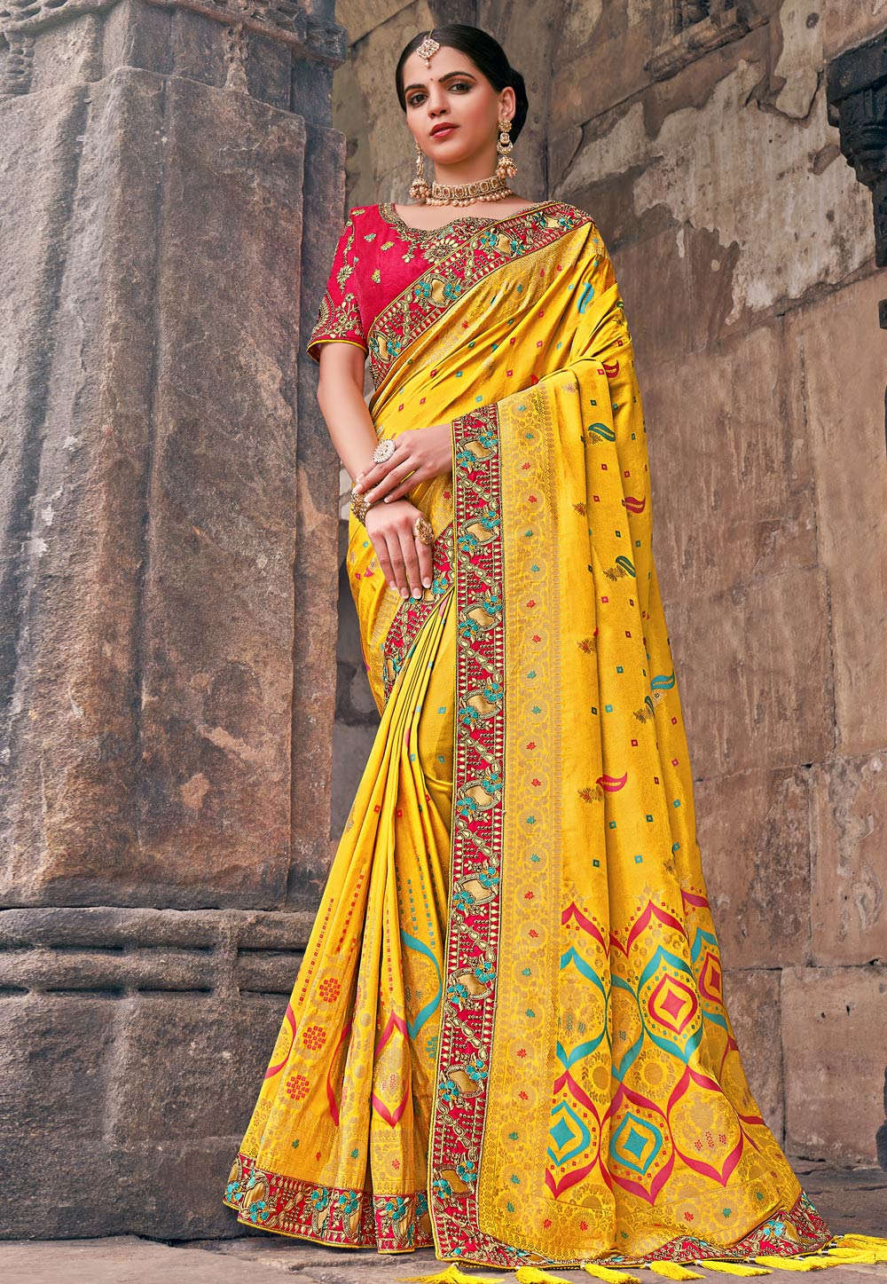Yellow Shimmer Saree with Blouse 252823