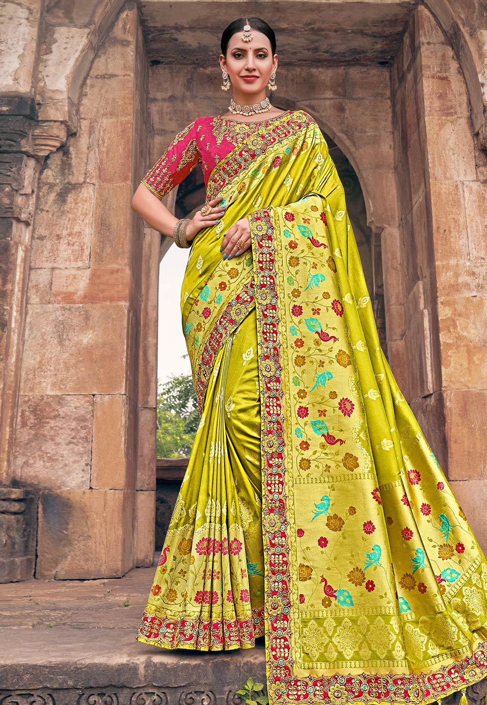 Light Green Shimmer Saree with Blouse 252825