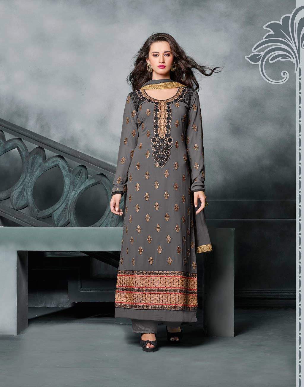 Grey Faux Georgette Pakistani Style Suit 64283
