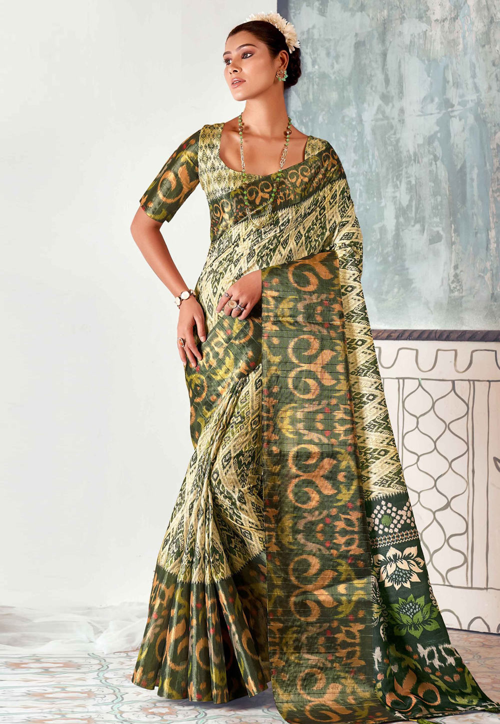 Green Tussar Silk Saree With Blouse 275557