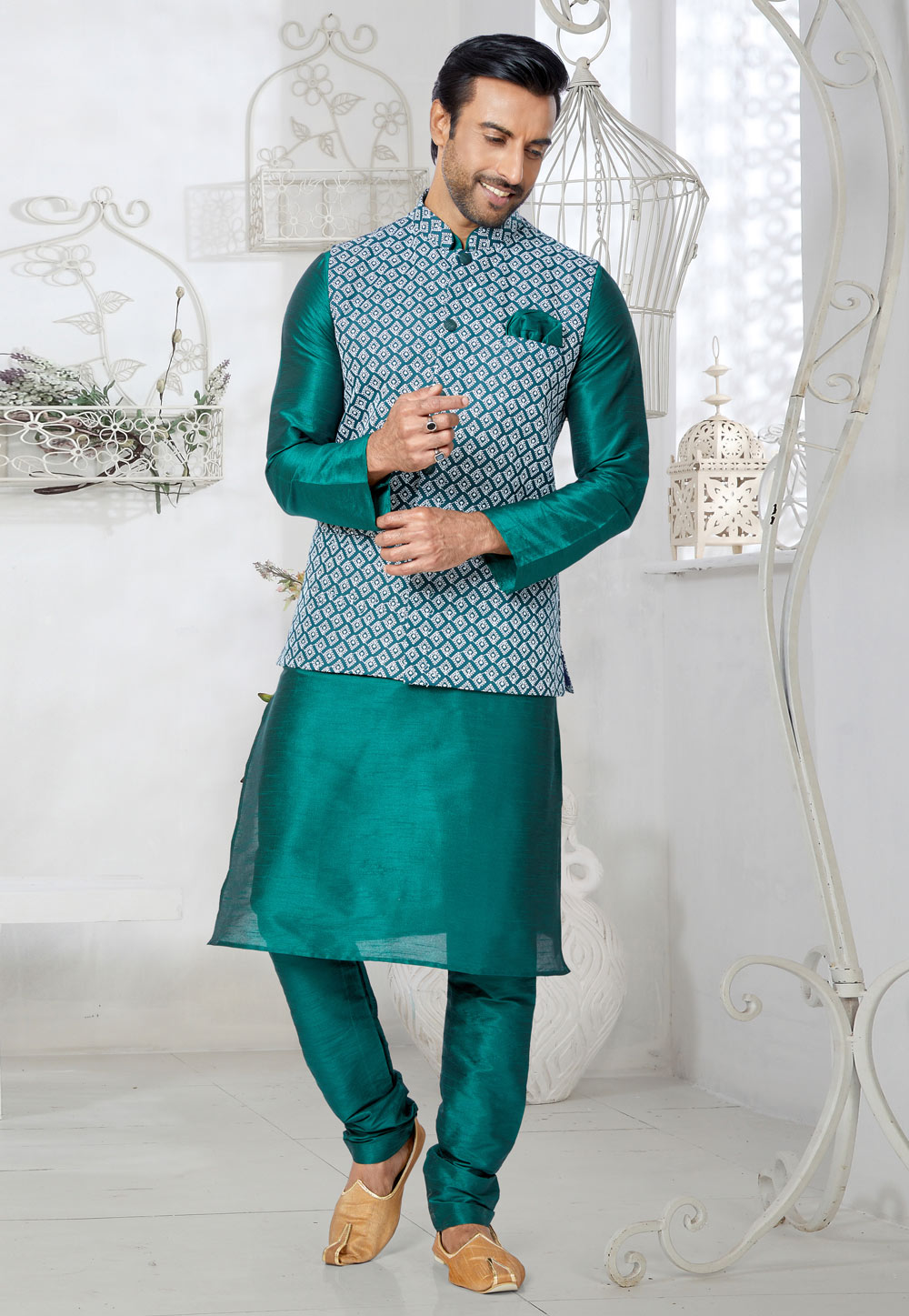 Green Banarasi Kurta Pajama With Jacket 265286