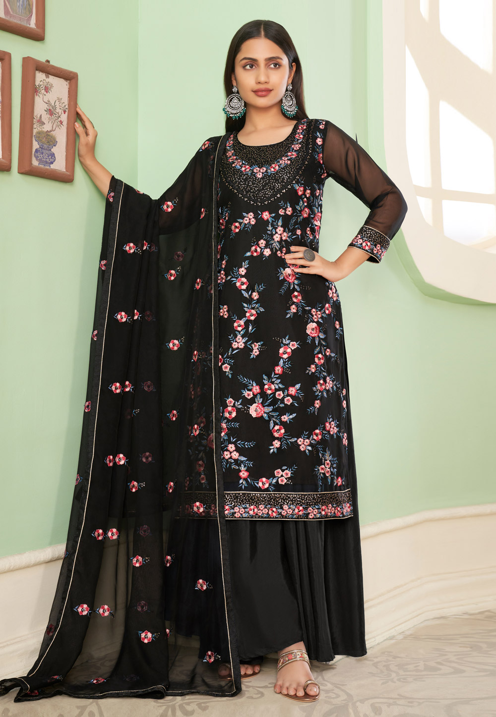 Black Georgette Pakistani Suit 252120