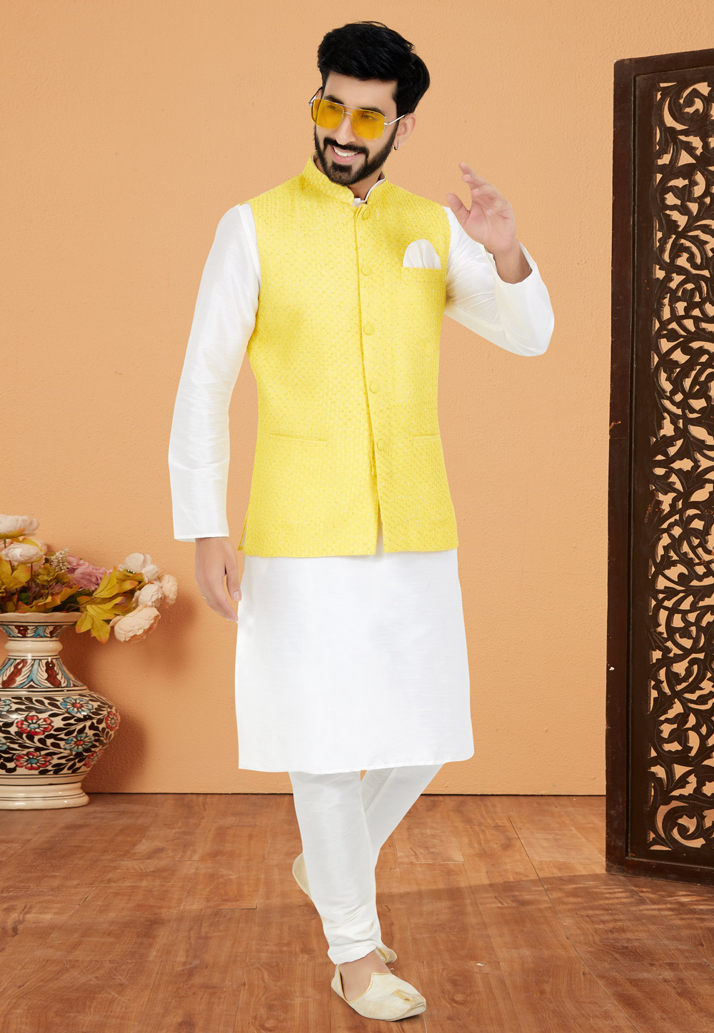 White Banarasi Kurta Pajama With Jacket 268573