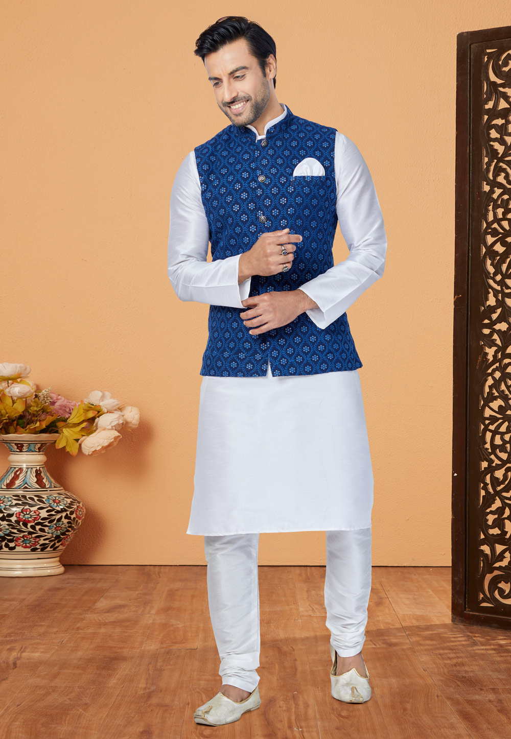 White Banarasi Kurta Pajama With Jacket 268583